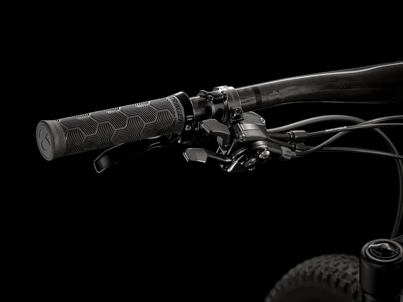 Trek Top Fuel 9.8 GX Mountain Bike in Red-5